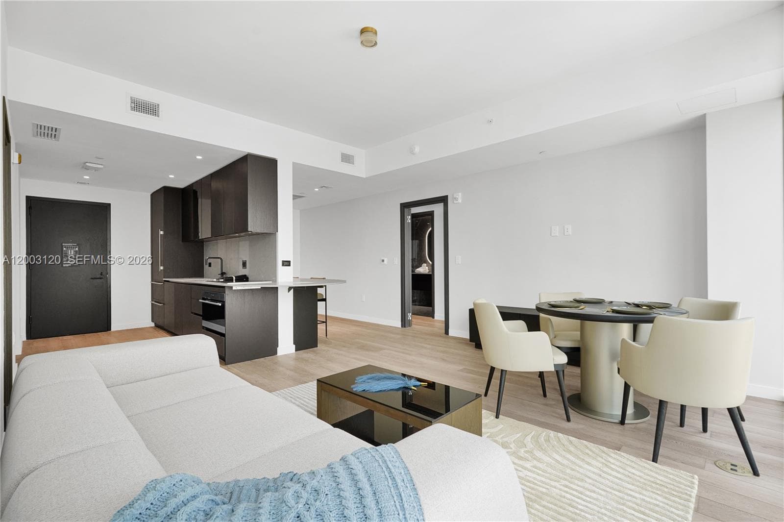 20 NE 11th St # 4006, Miami FL 33132 photo 2