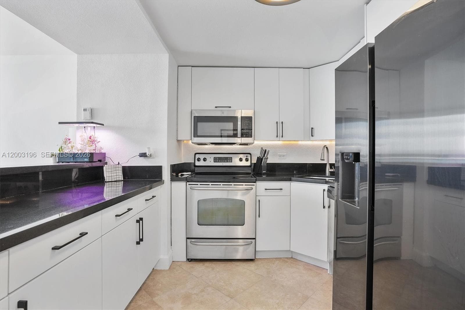 7501 E Treasure Dr, North Bay Village FL 33141 photo 5