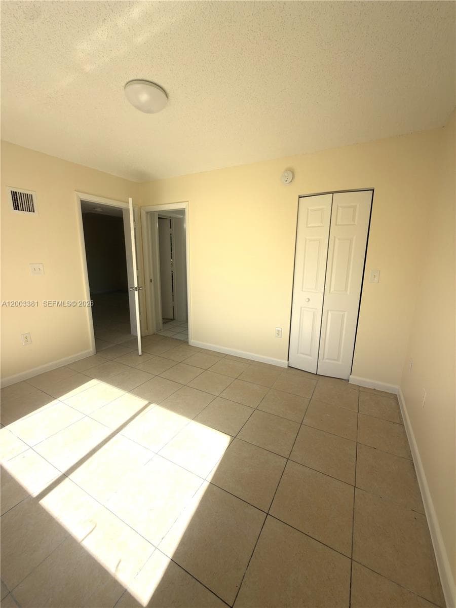 14020 NE 3rd Ct # 5, Miami FL 33161 photo 5