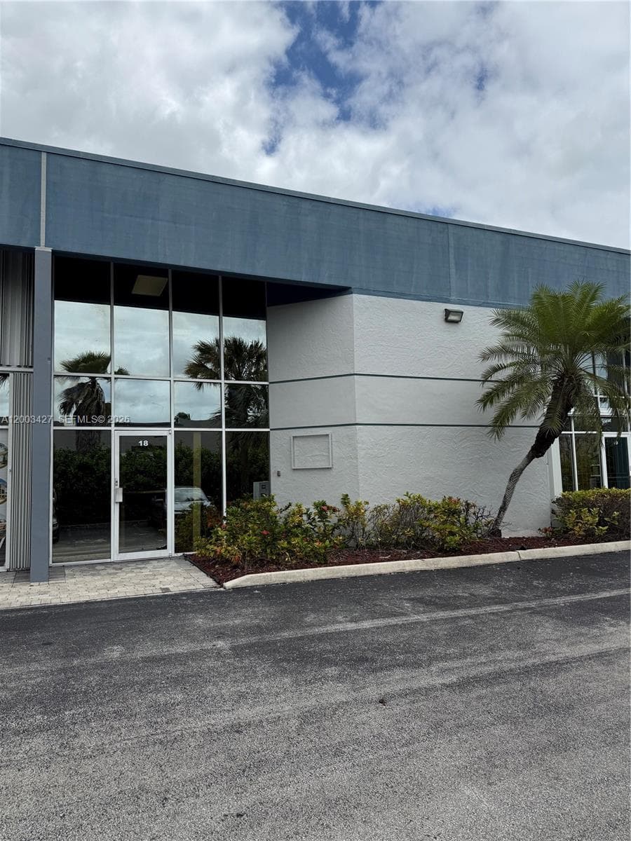 16155 SW 117th Ave # B18, Miami FL 33177