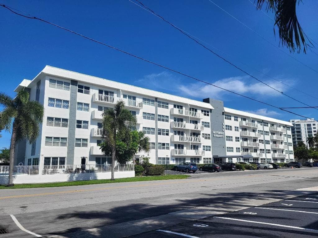 550 Bayshore Drive # 104, Fort Lauderdale FL 33304 photo 2