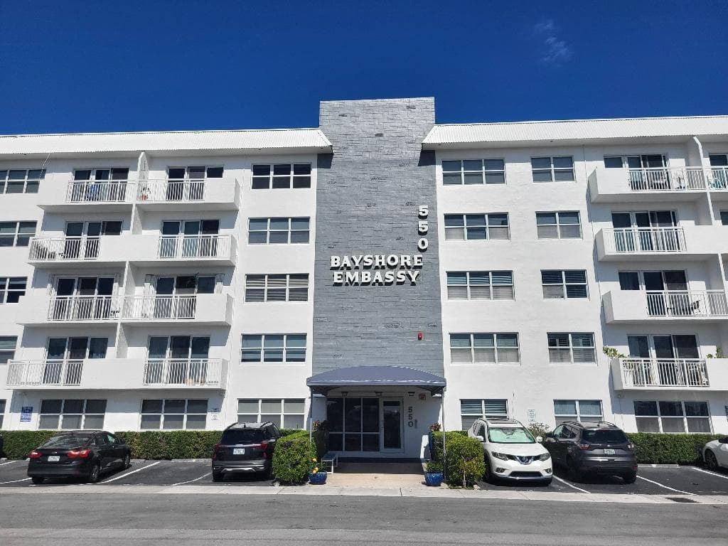 550 Bayshore Drive # 104, Fort Lauderdale FL 33304 photo 3