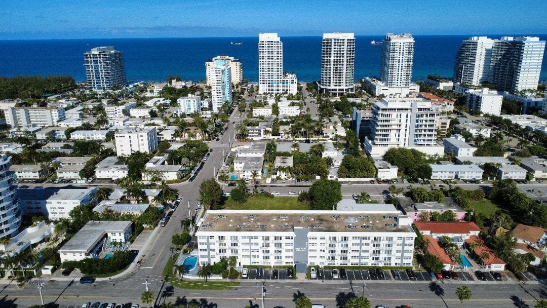 550 Bayshore Drive # 104, Fort Lauderdale FL 33304 photo 4