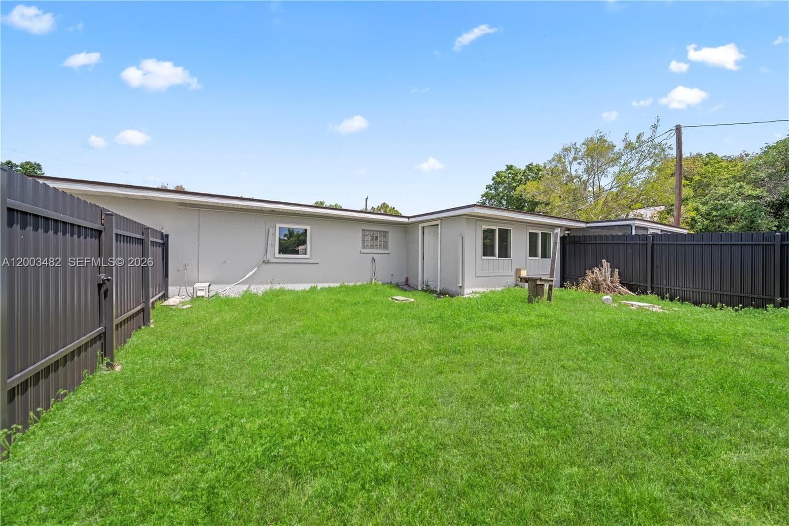 1507 Lavilla RD, Other City - In The State Of Florida FL 33950 photo 2