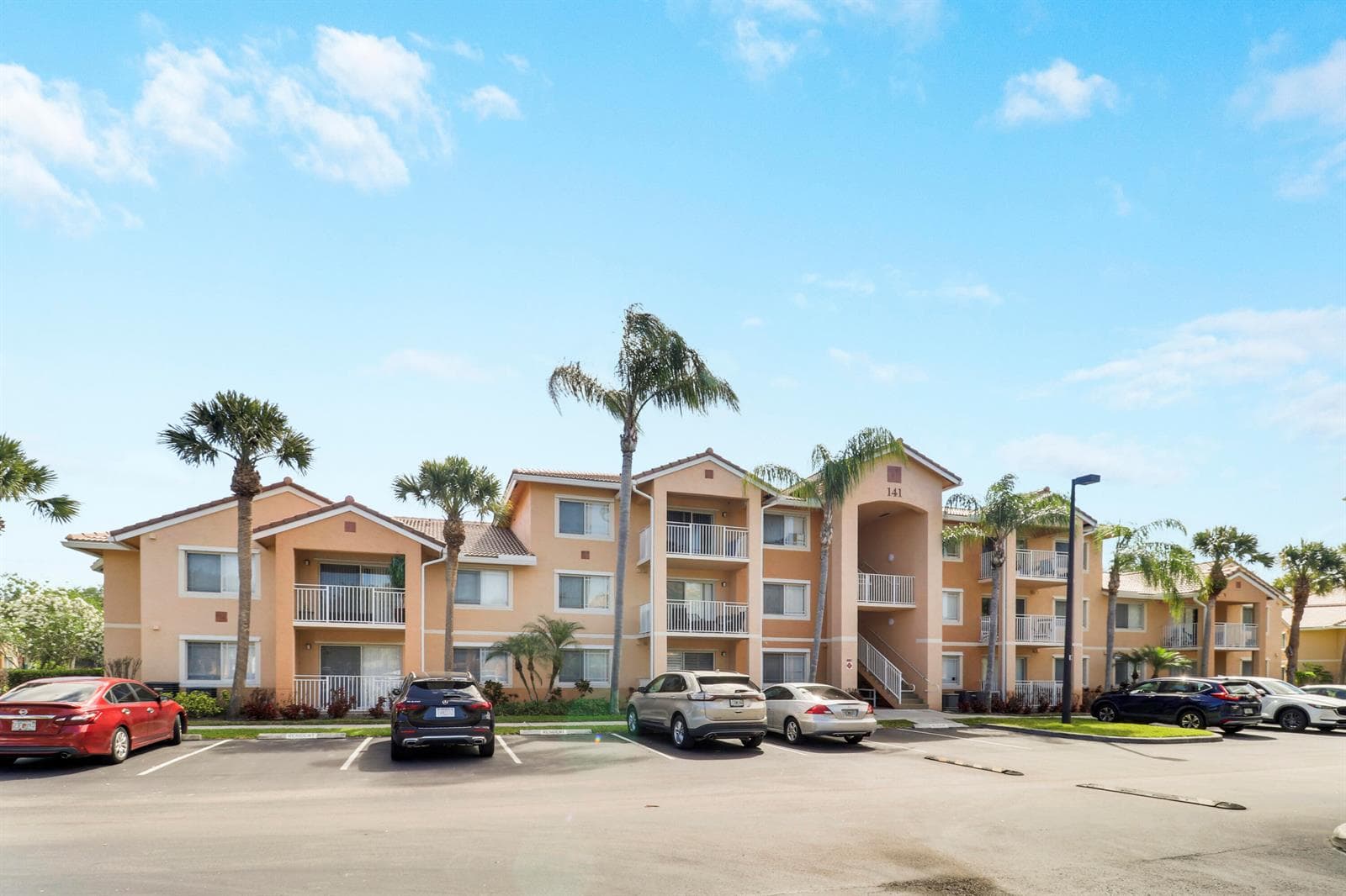 141 SW Palm Drive # 306, Port St. Lucie FL 34986