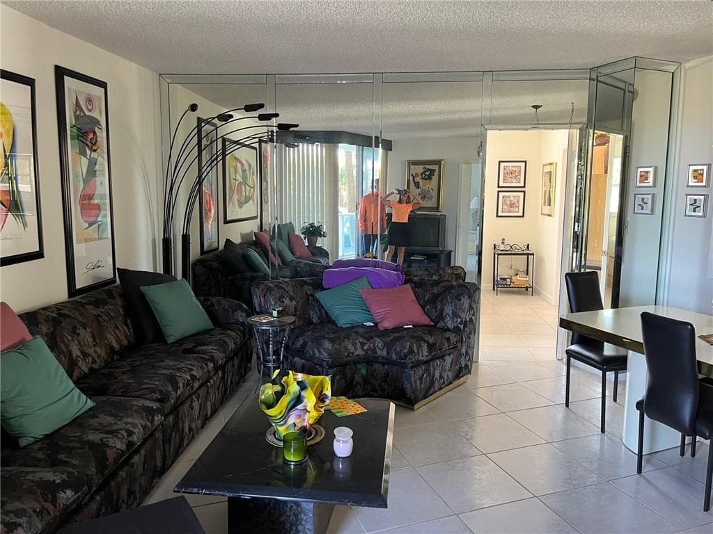 333 NE 21 Avenue # 304, Deerfield Beach FL 33441 photo 3