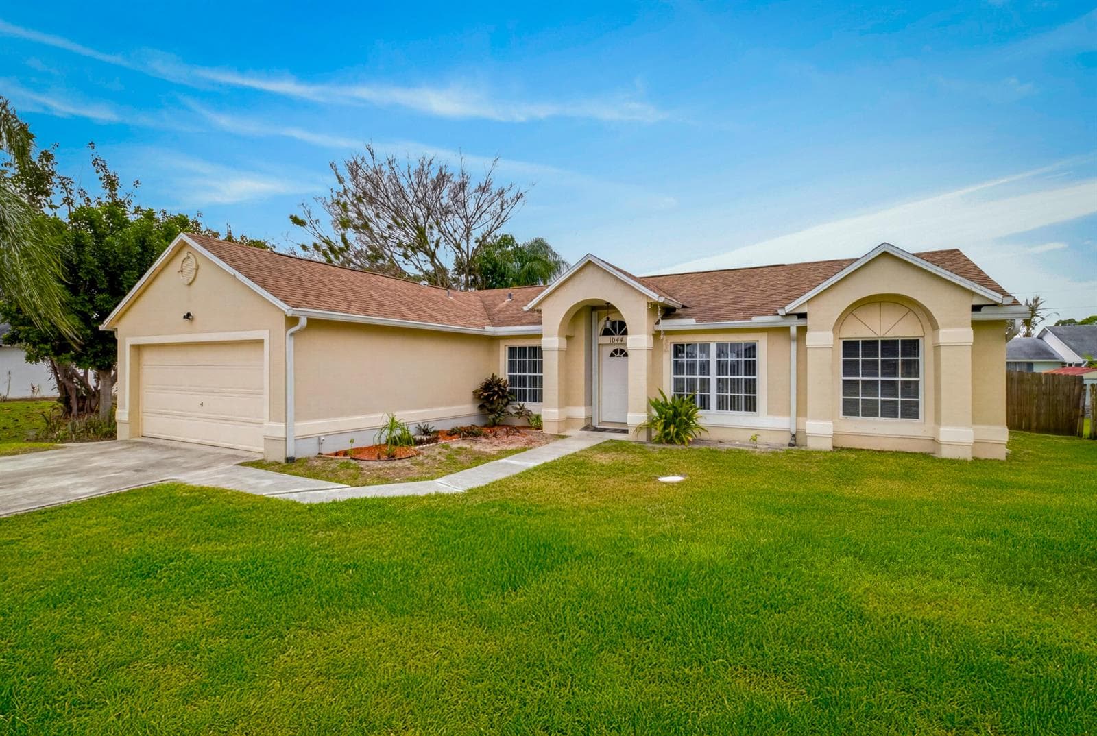 1044 SW Payne Avenue, Port St. Lucie FL 34953 photo 2