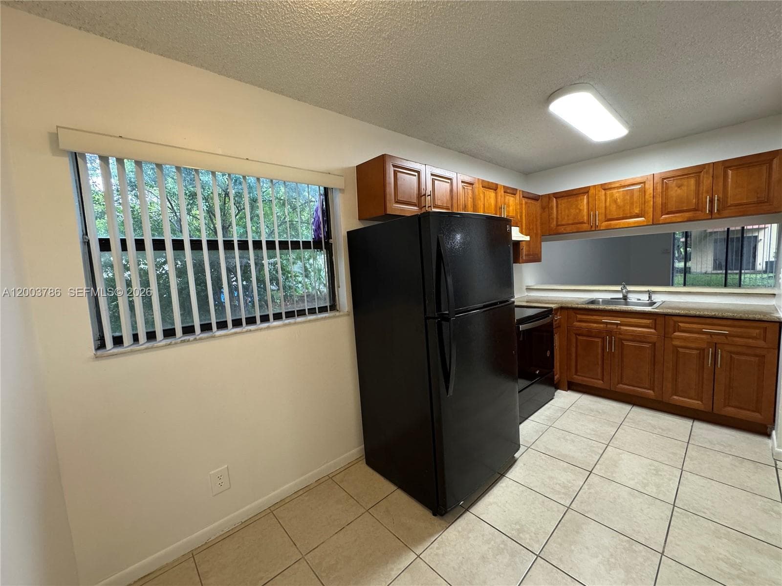 4033 Lakeside Dr # 4033, Tamarac FL 33319 photo 2