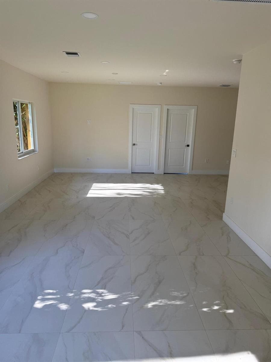 2999 NW 9th Street, Fort Lauderdale FL 33311 photo 3