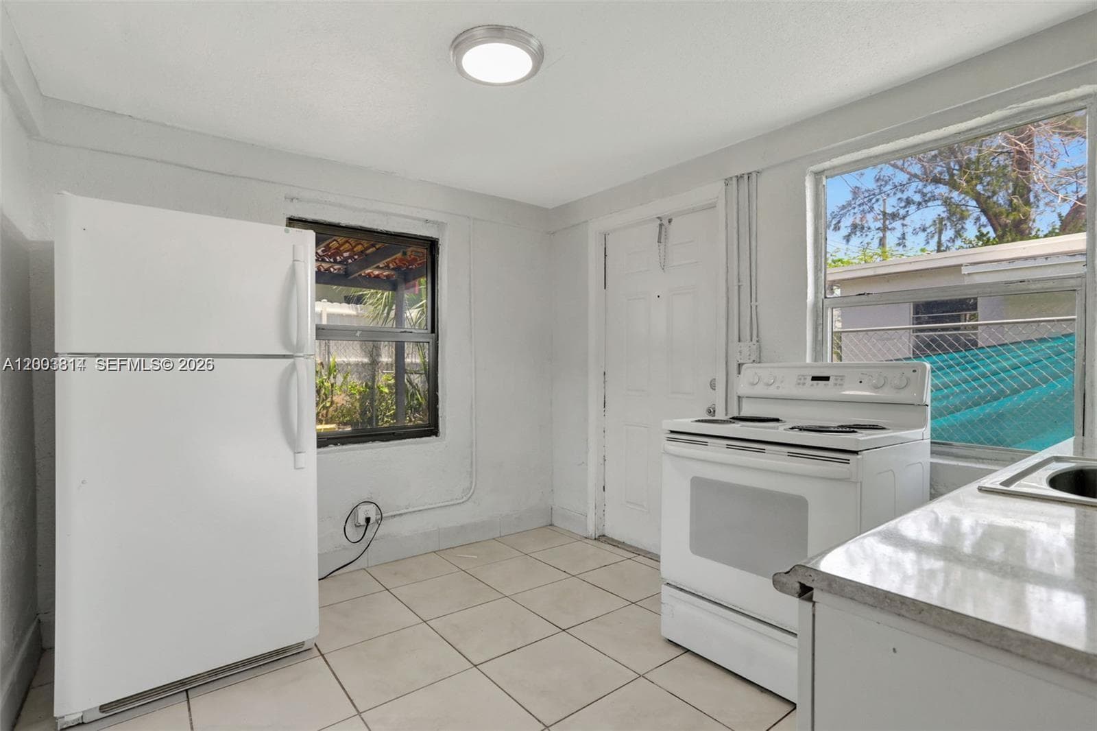 2701 NW 18th Ter # B, Oakland Park FL 33311 photo 5