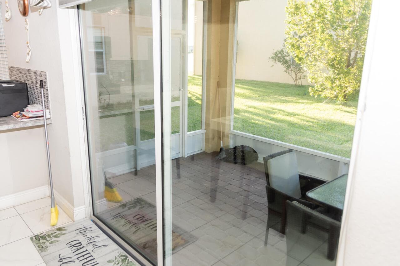1300 NW Fiorenza Court, Port St. Lucie FL 34986 photo 4