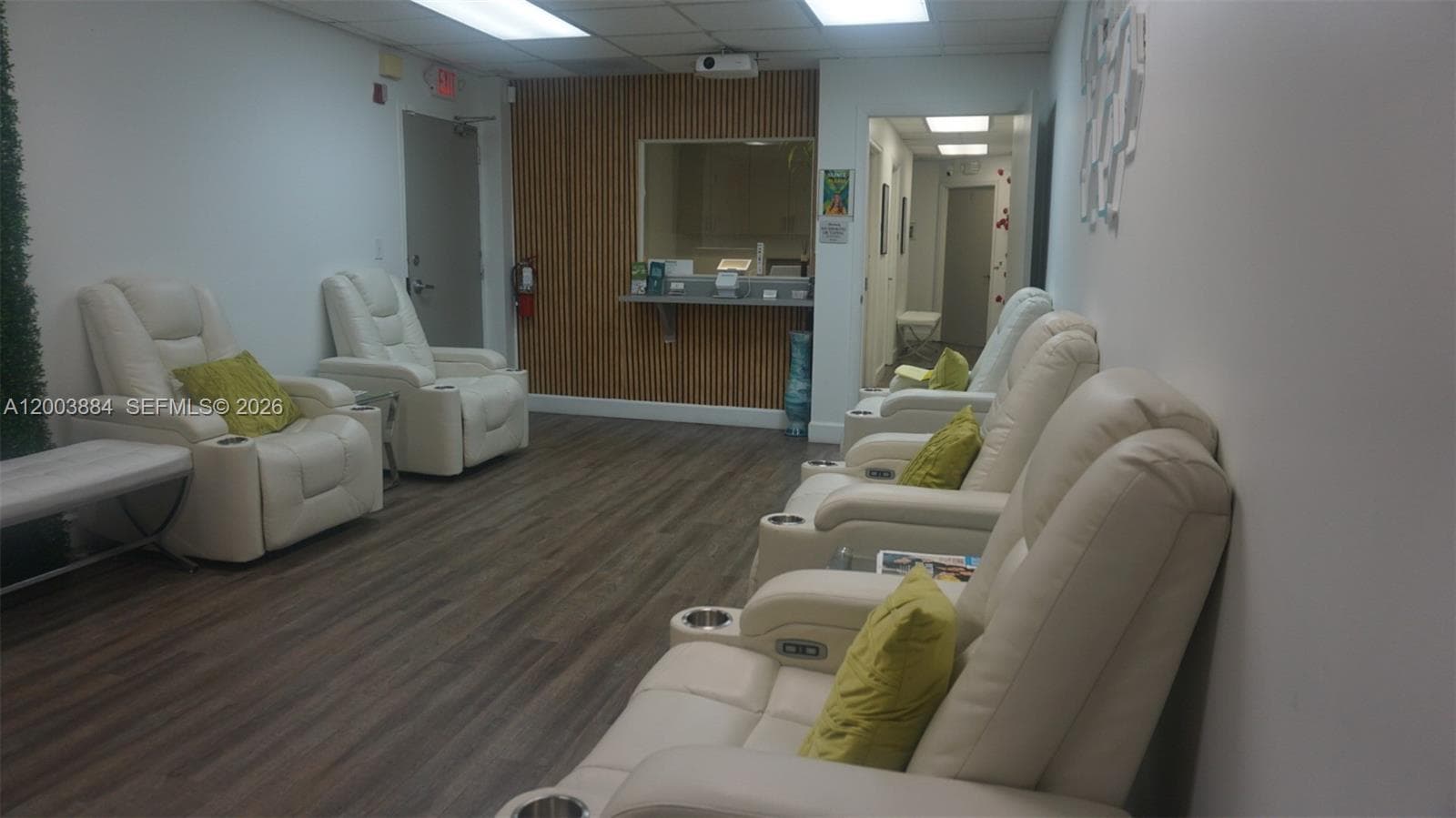 1250 E Hallandale Beach Blvd, Hallandale Beach FL 33009