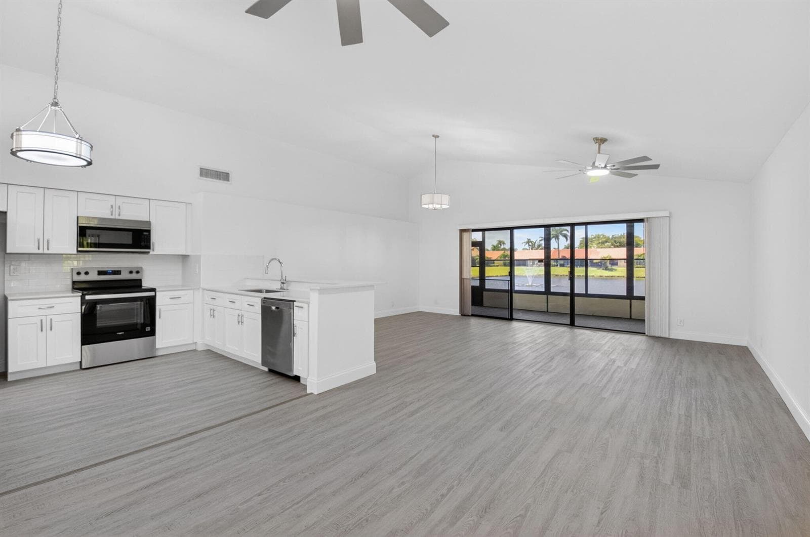 13653 Cortez Drive, Delray Beach FL 33484 photo 5
