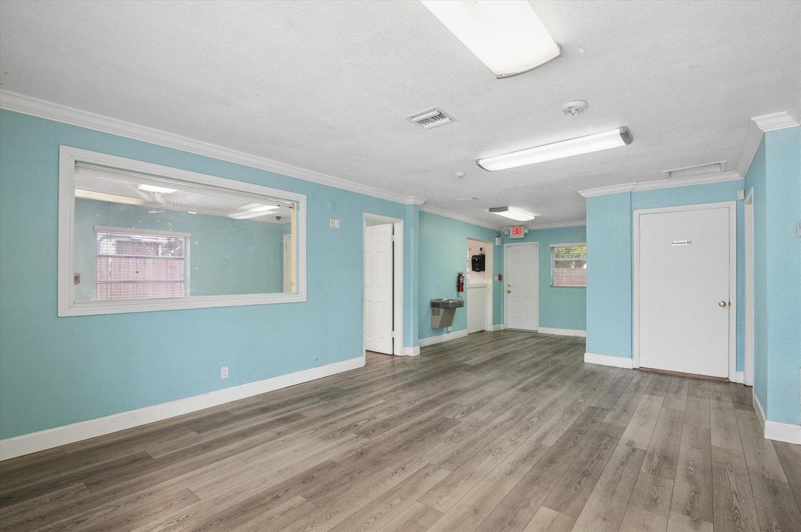 411 E Commercial Boulevard, Oakland Park FL 33334 photo 3