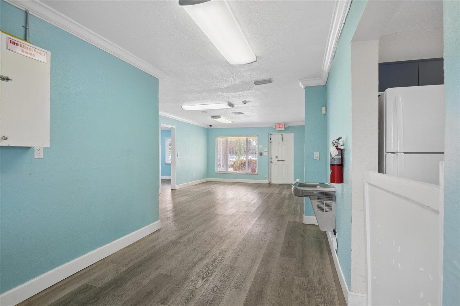 411 E Commercial Boulevard, Oakland Park FL 33334 photo 4