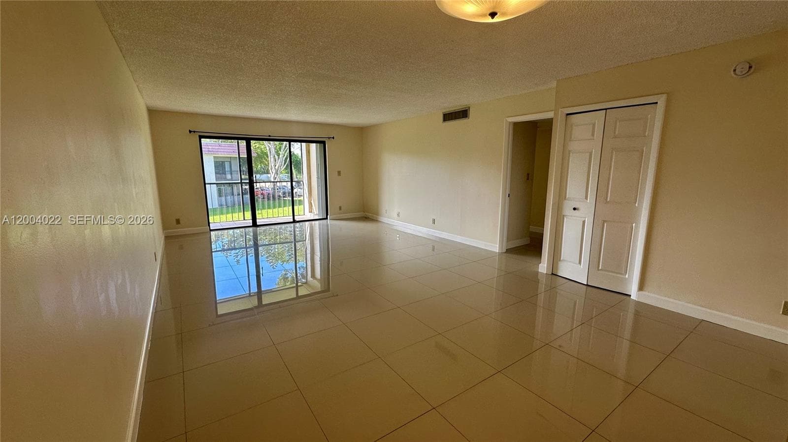 16210 Laurel Dr # 203, Weston FL 33326 photo 4