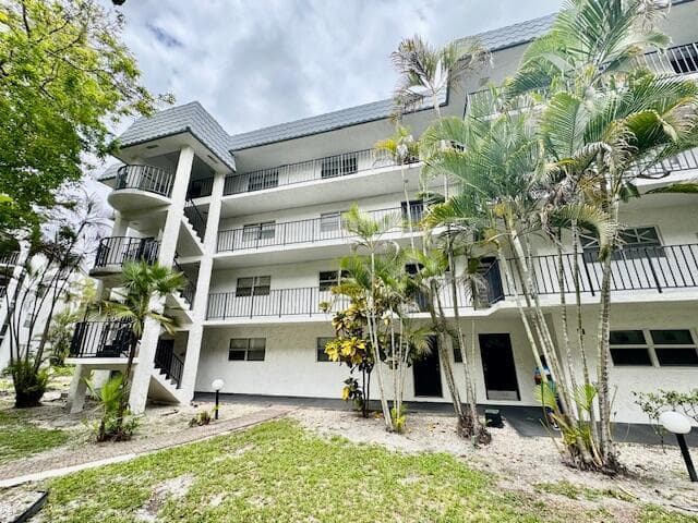 3300 Spanish Moss Terrace # 302, Lauderhill FL 33319 photo 2