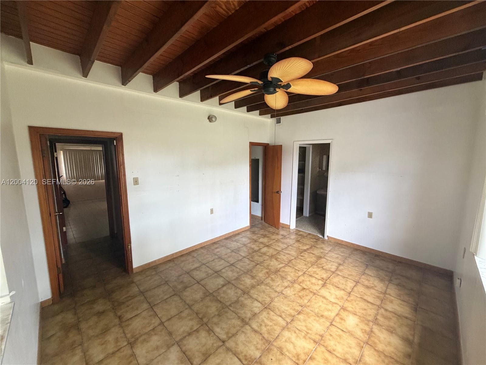 10910 SW 40th St, Miami FL 33165 photo 5