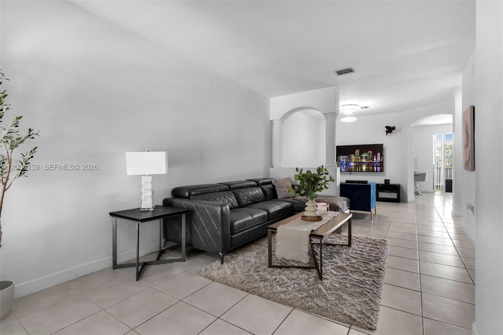 2583 SE 13th Ct, Homestead FL 33035 photo 4