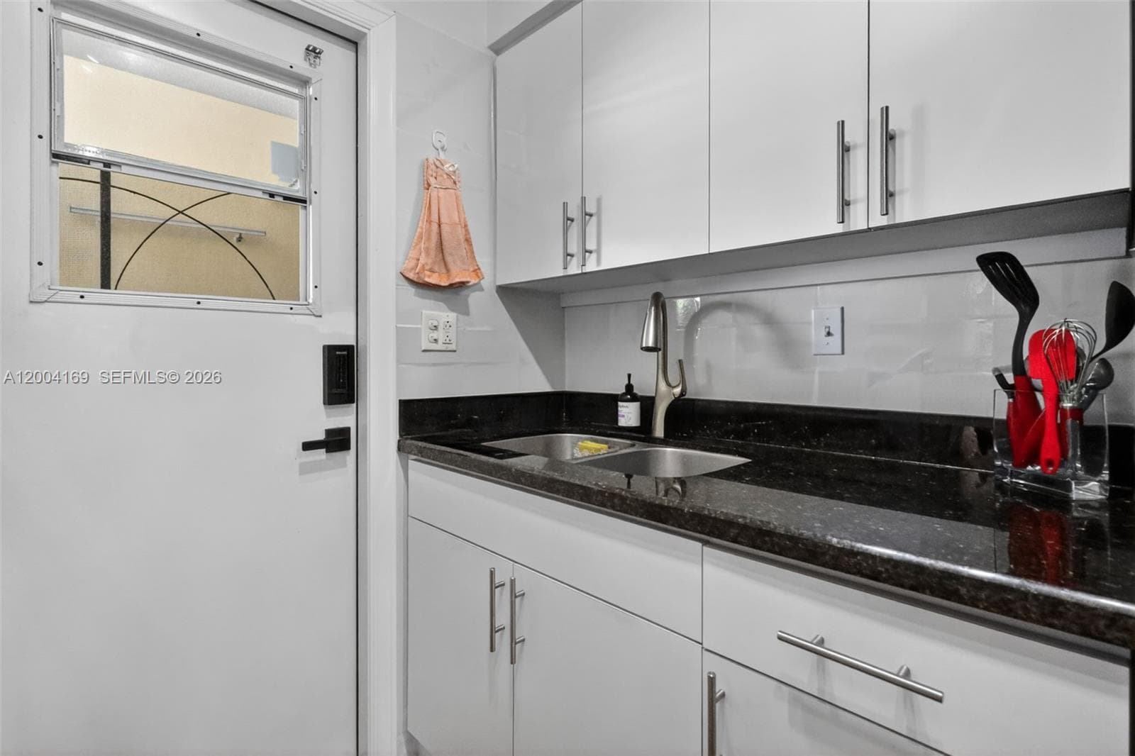 1820 Venice Park Dr # 102, North Miami FL 33181 photo 5