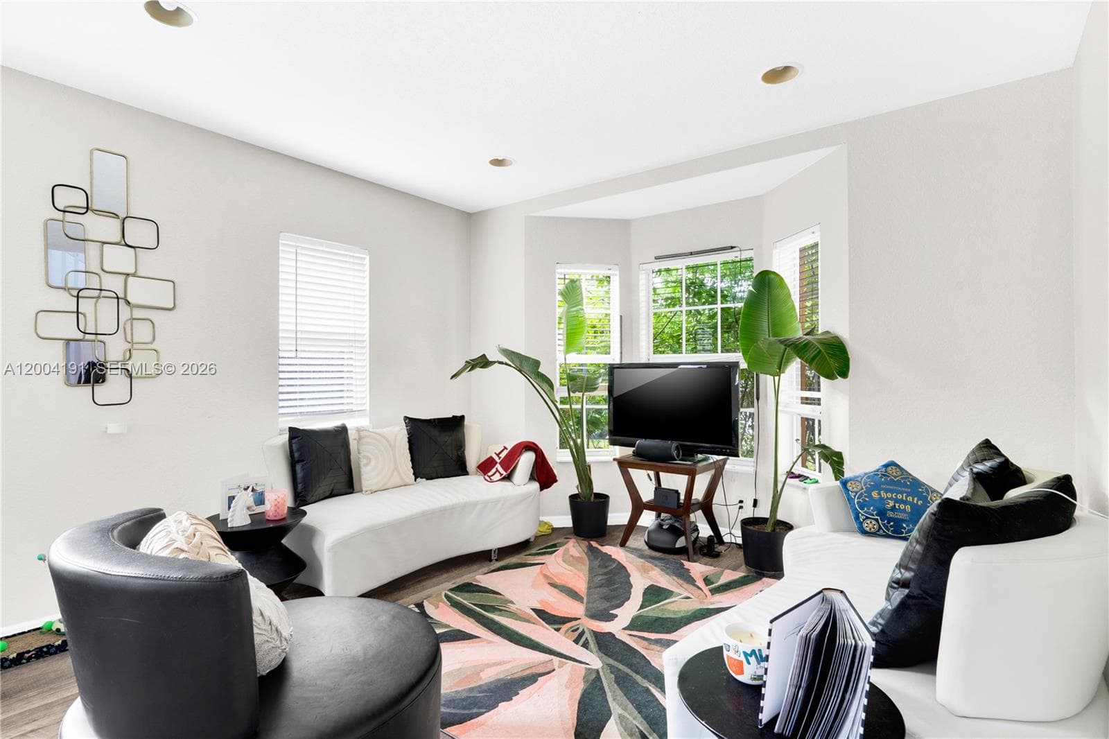 9031 SW 208th Ter, Cutler Bay FL 33189 photo 3