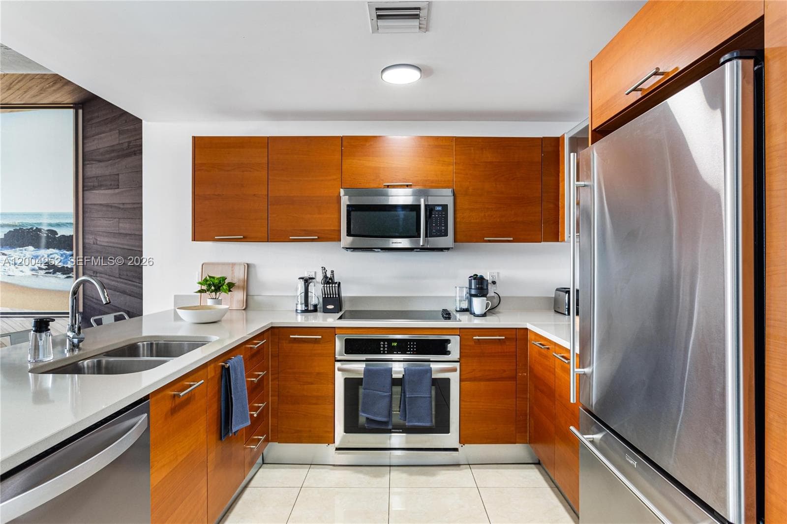 3250 NE 1st Ave # 913, Miami FL 33137 photo 4