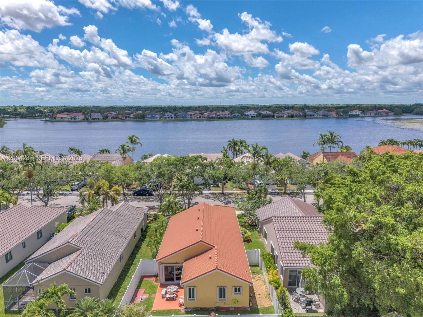 1600 Salerno Cir, Weston FL 33327 photo 4