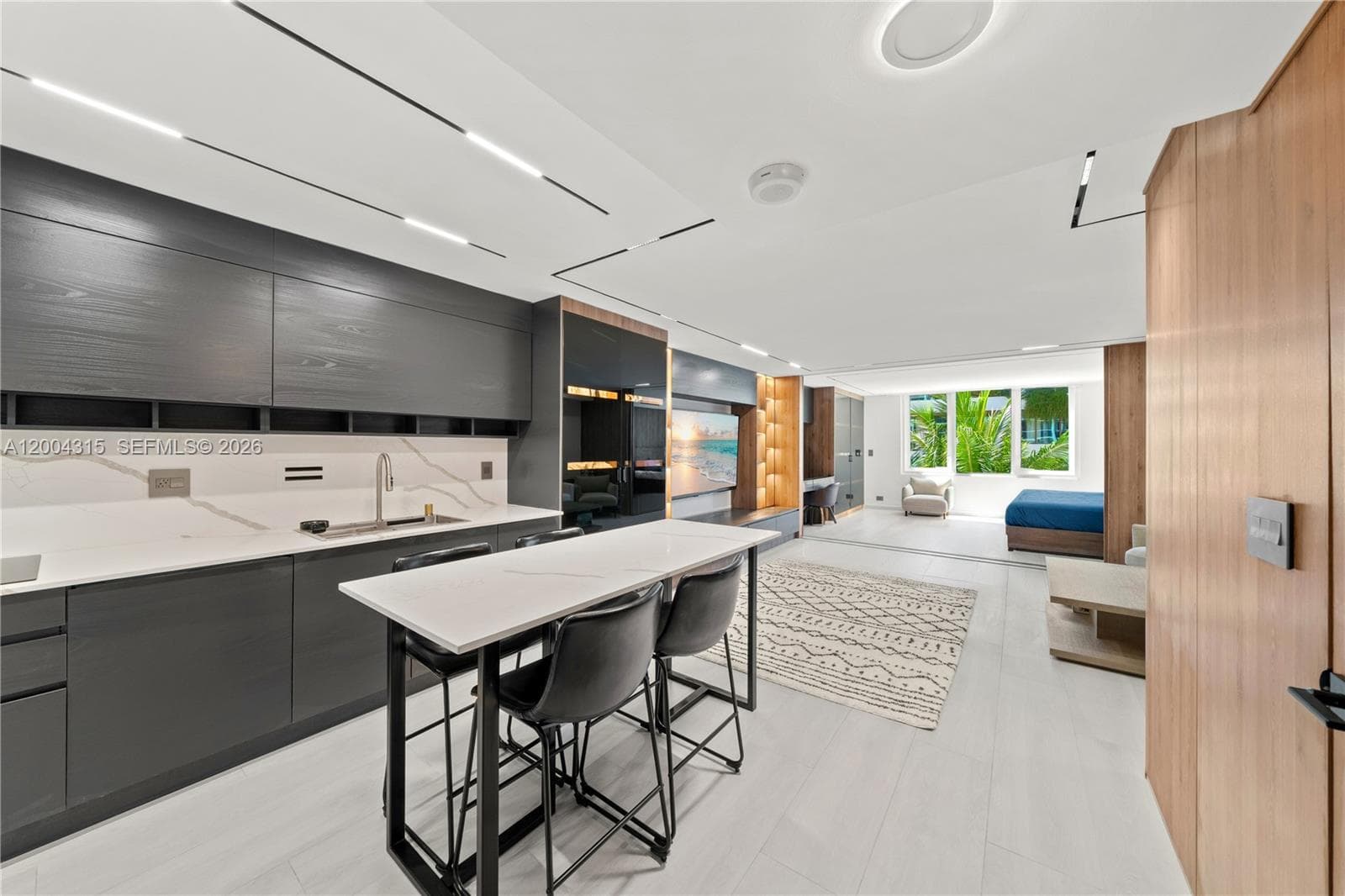 2301 Collins Ave # 432, Miami Beach FL 33139 photo 4