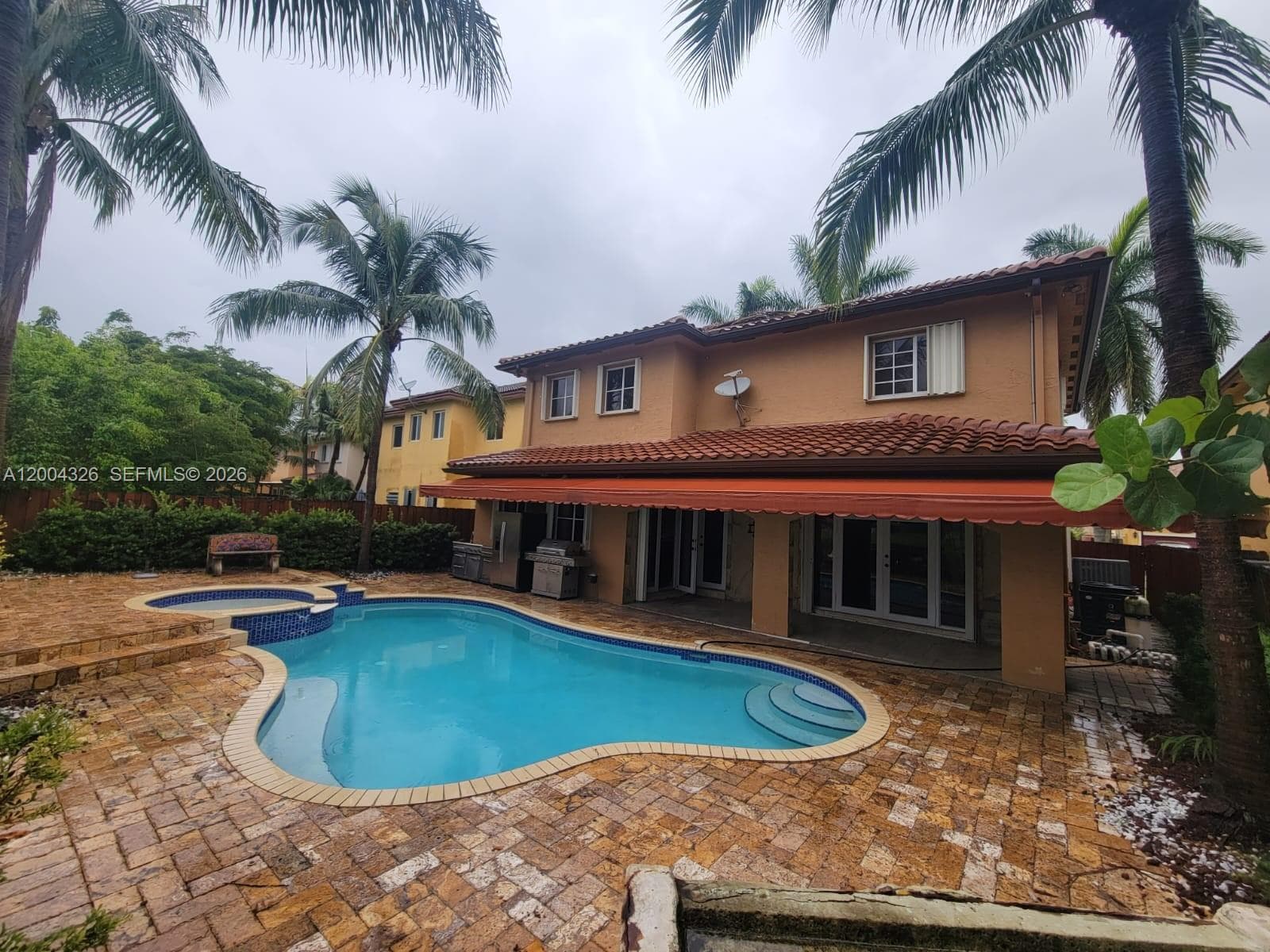 2614 NE 41st Rd, Homestead FL 33033 photo 2