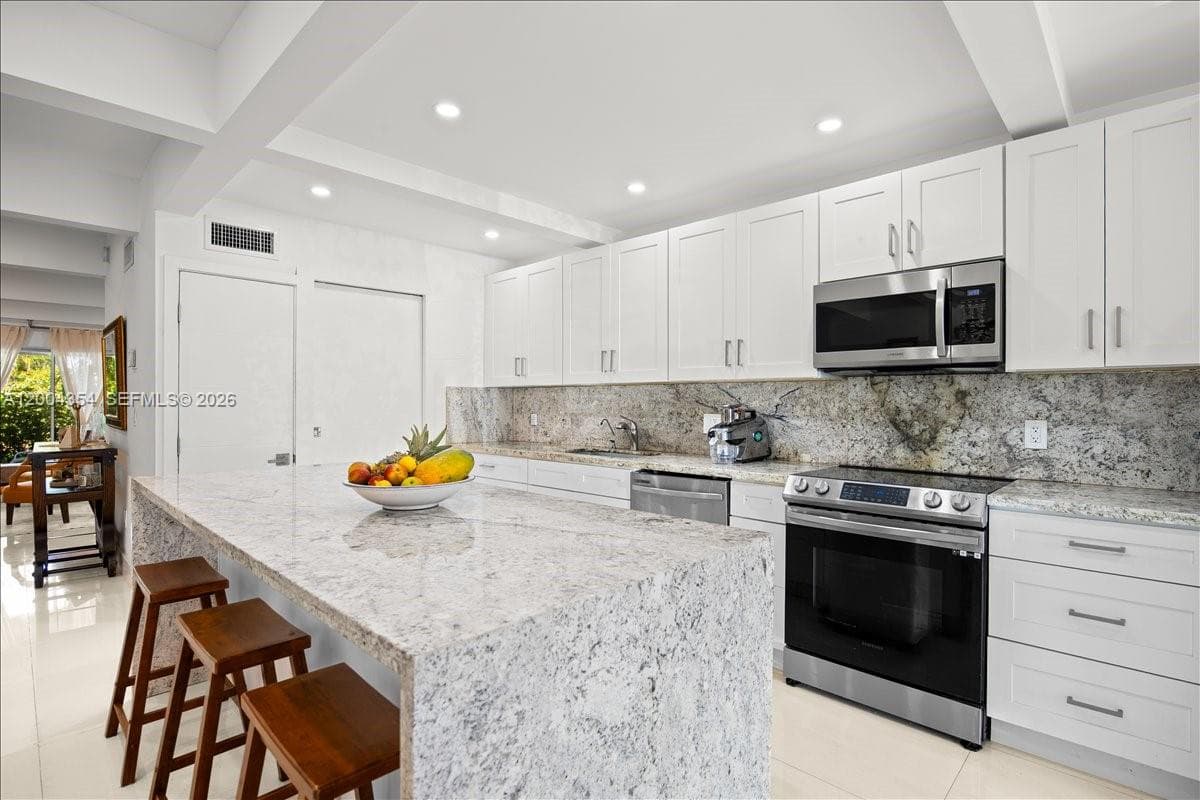 19220 NE 25th Ave # 274B, Miami FL 33180 photo 4