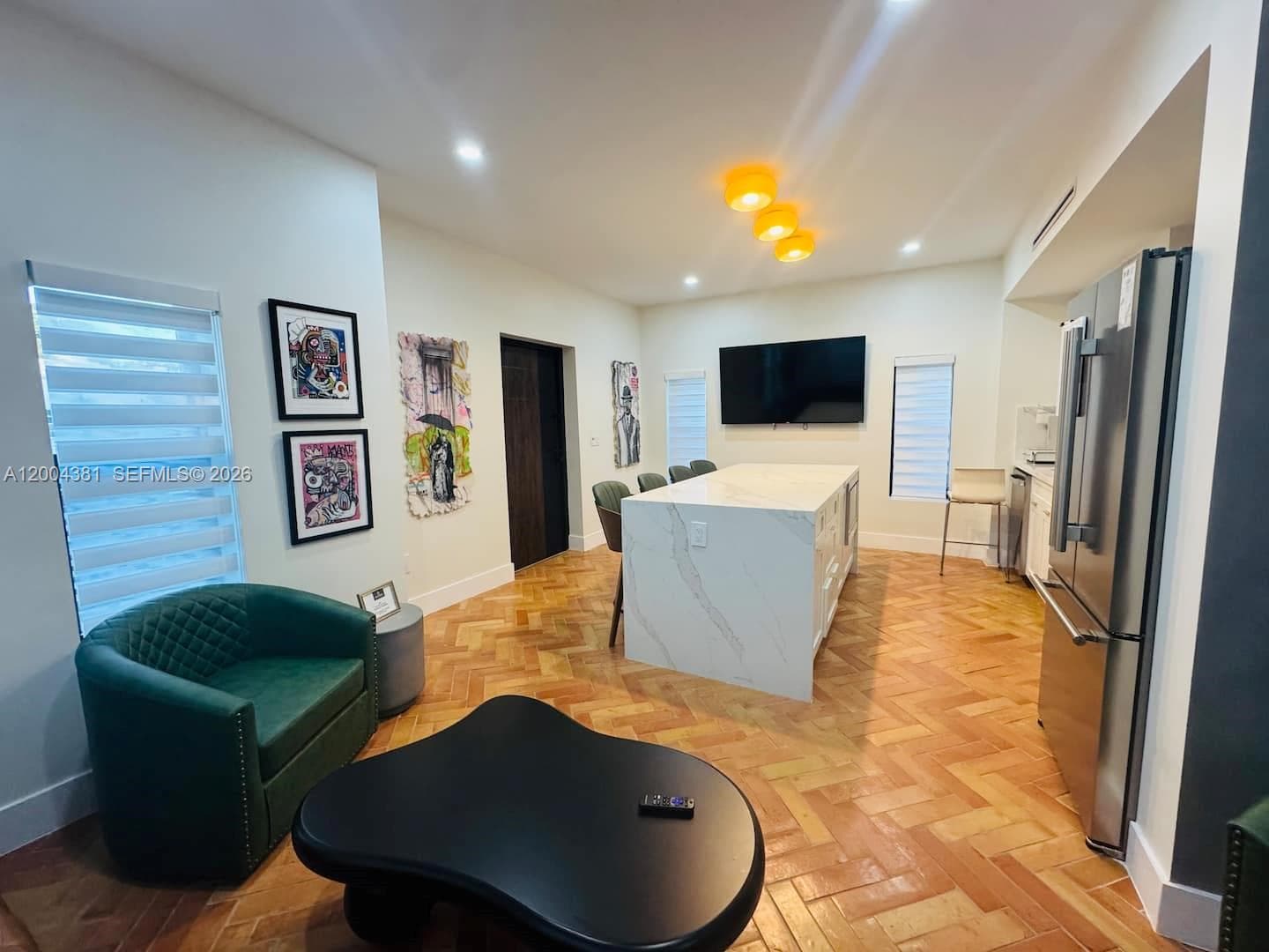 905 SW 13th Ct # 905, Miami, FL 33135 photo 3