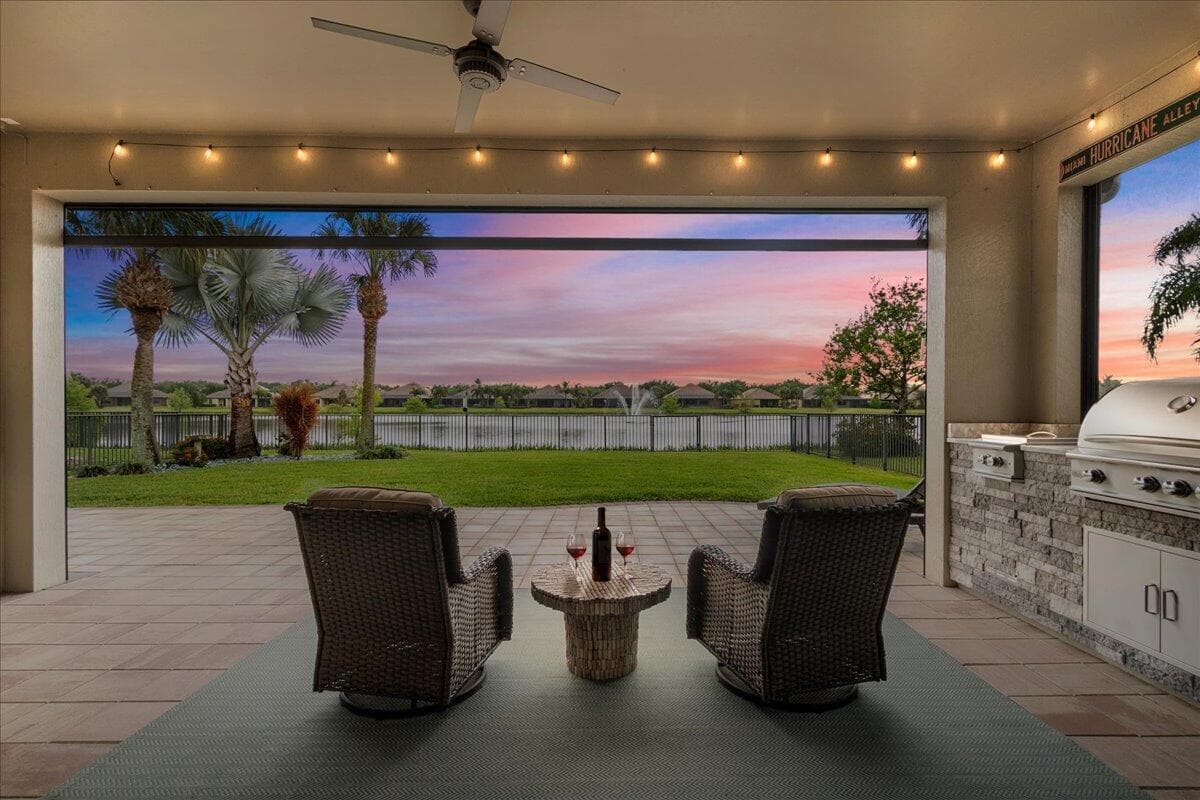 3704 Siena Circle, Wellington FL 33414 photo 2