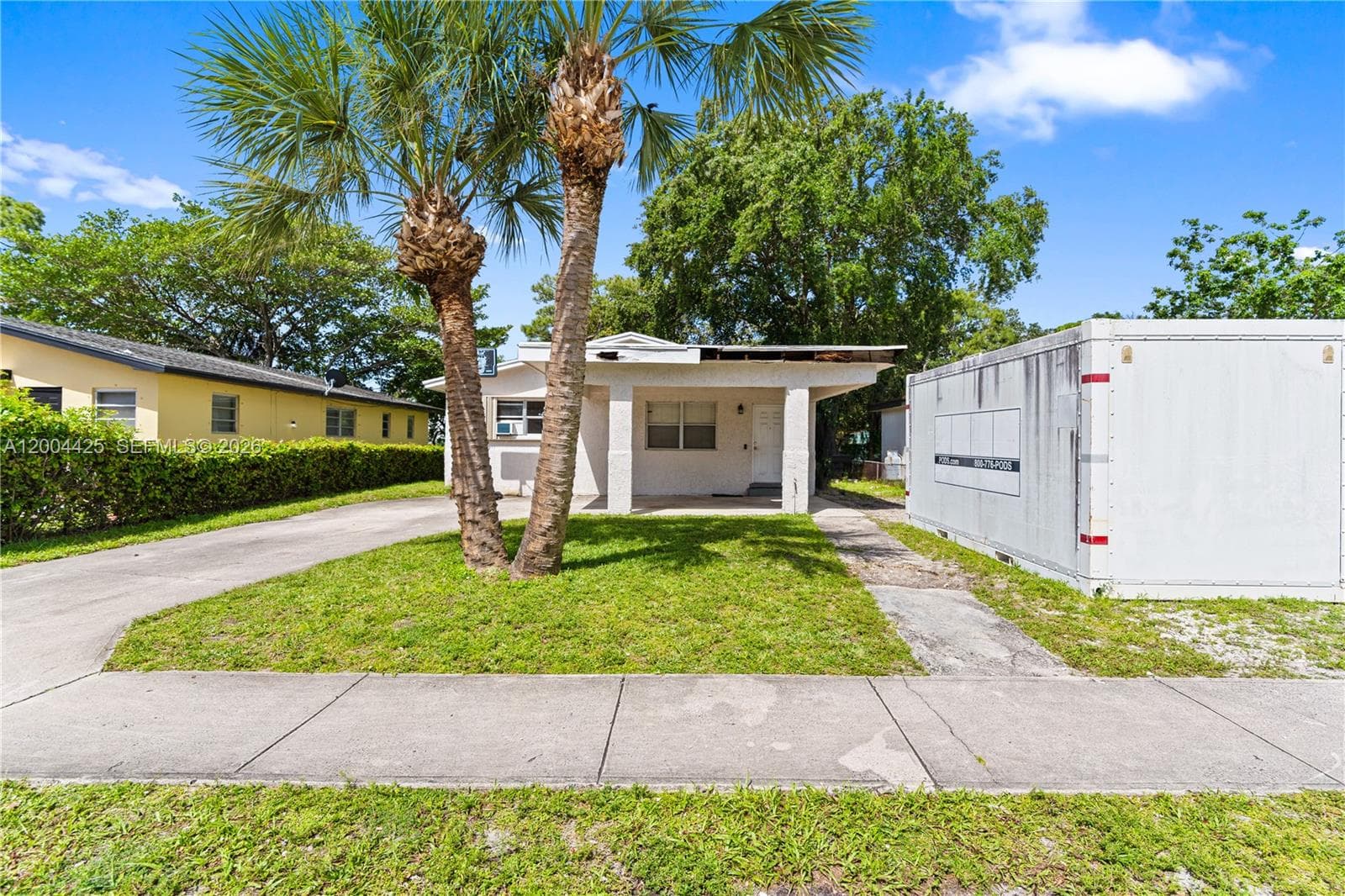 723 NW 15th Ter, Fort Lauderdale FL 33311 photo 3