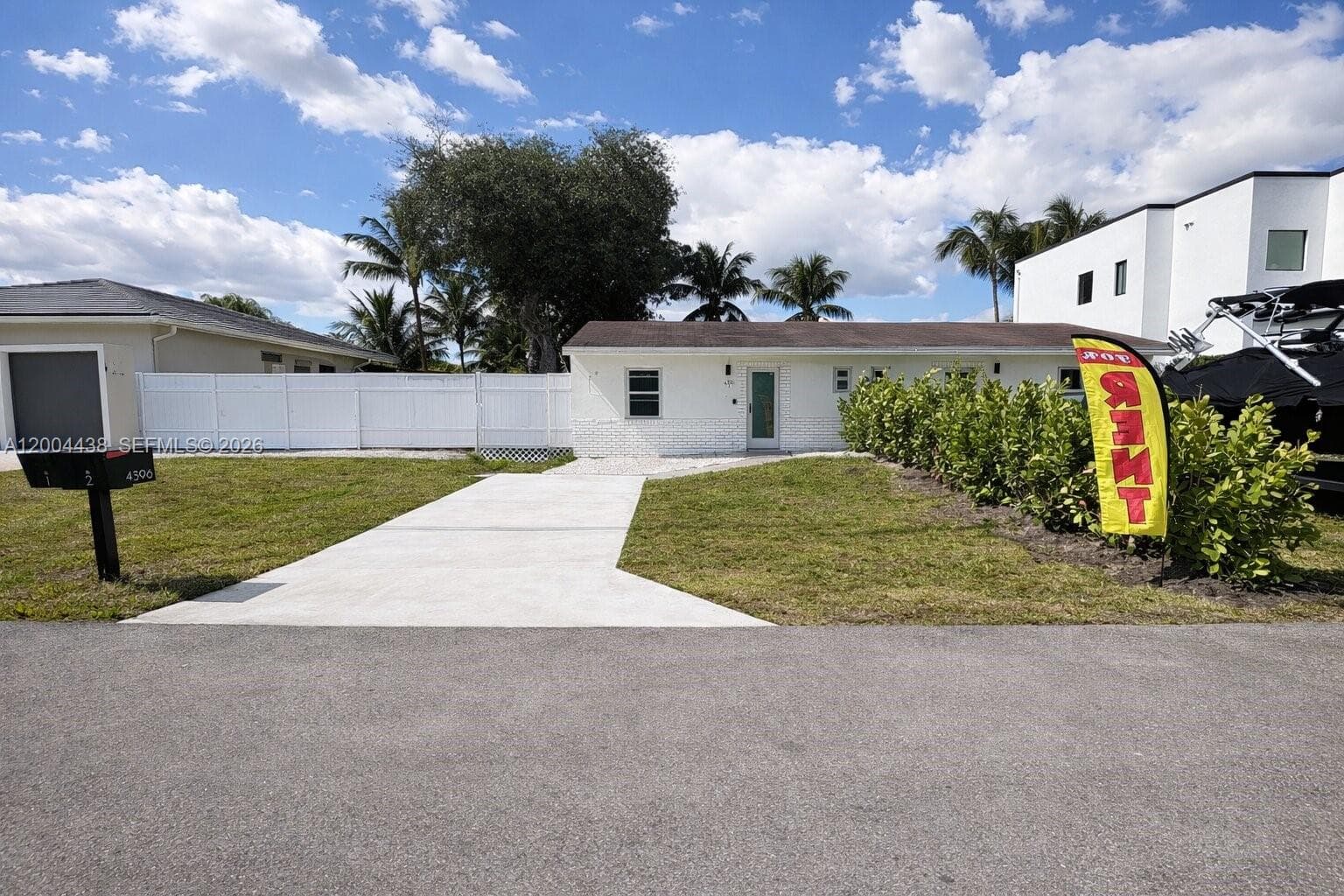 4396 SW 25th Ter # 2, Dania Beach FL 33312 photo 2