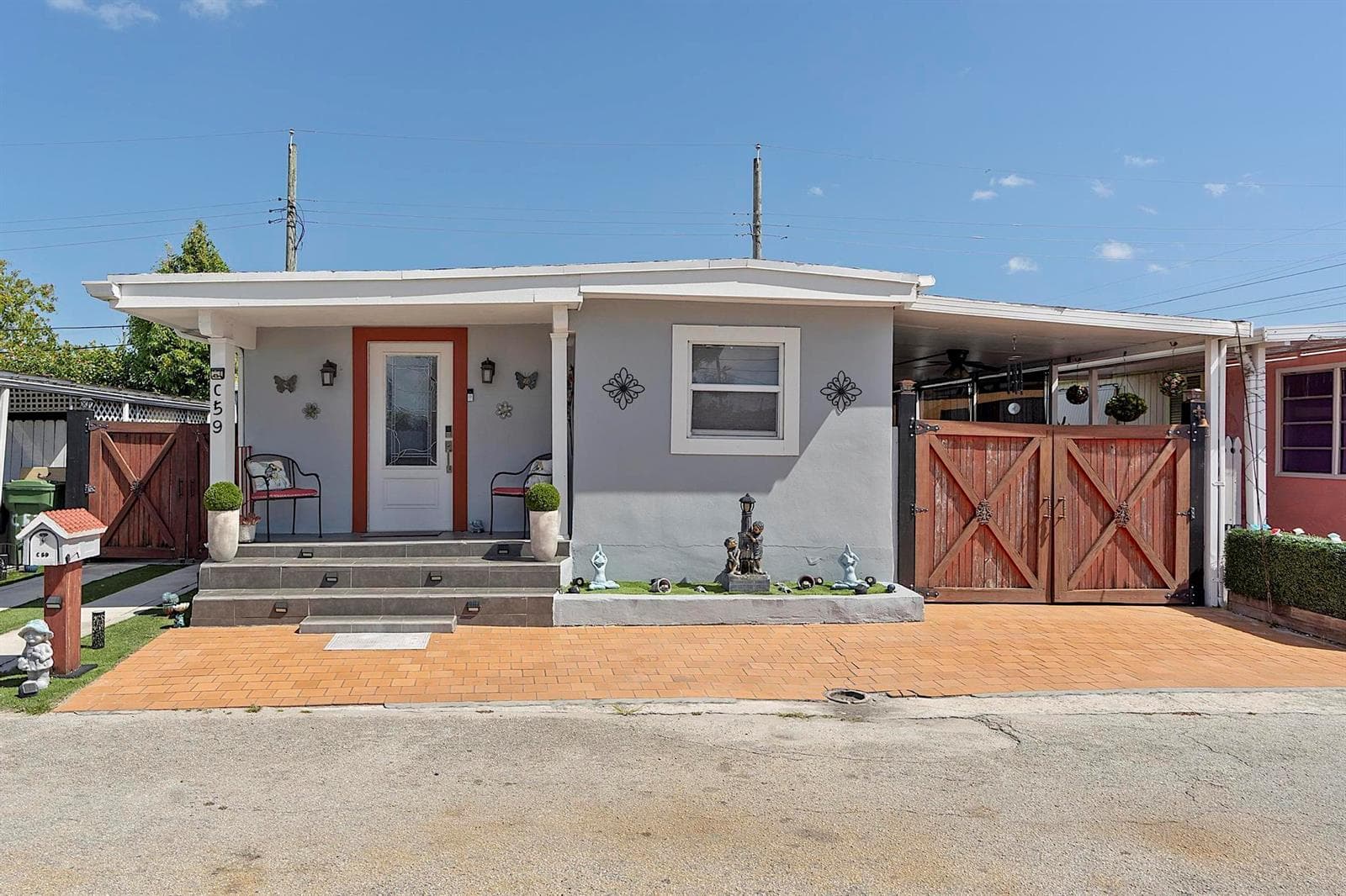 3205 W 16th Avenue, Hialeah FL 33012 photo 2