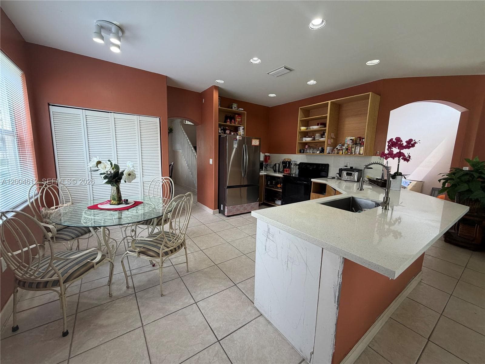 2329 NW 184th Ter, Pembroke Pines FL 33029 photo 3