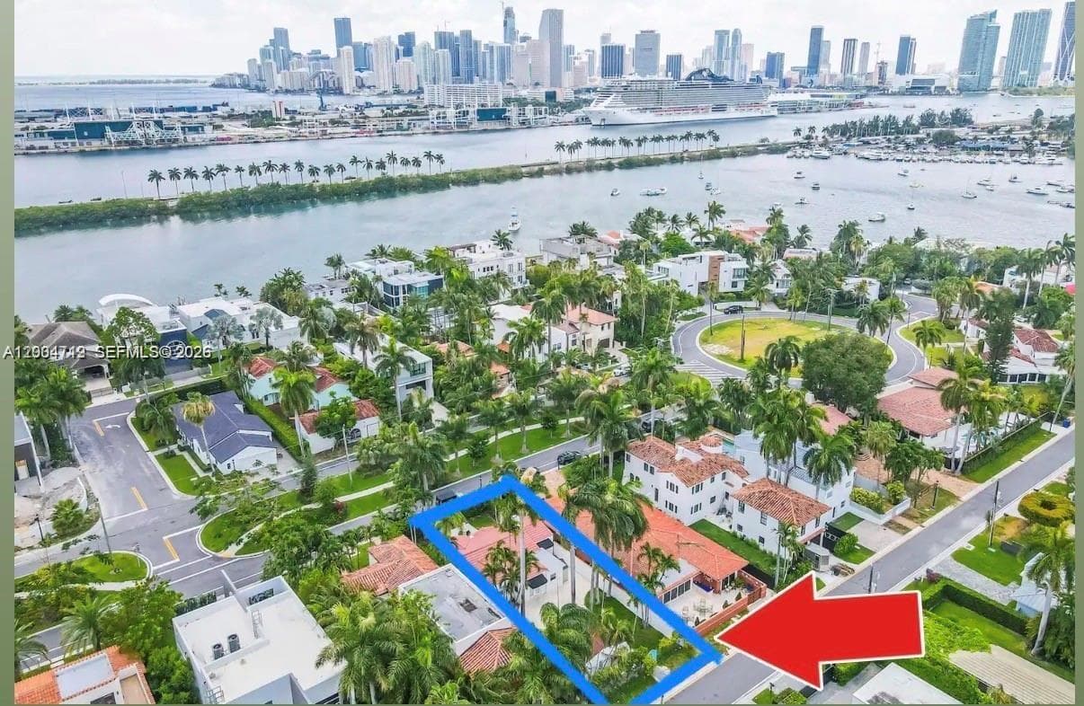 265 Palm Ave, Miami Beach FL 33139 photo 2