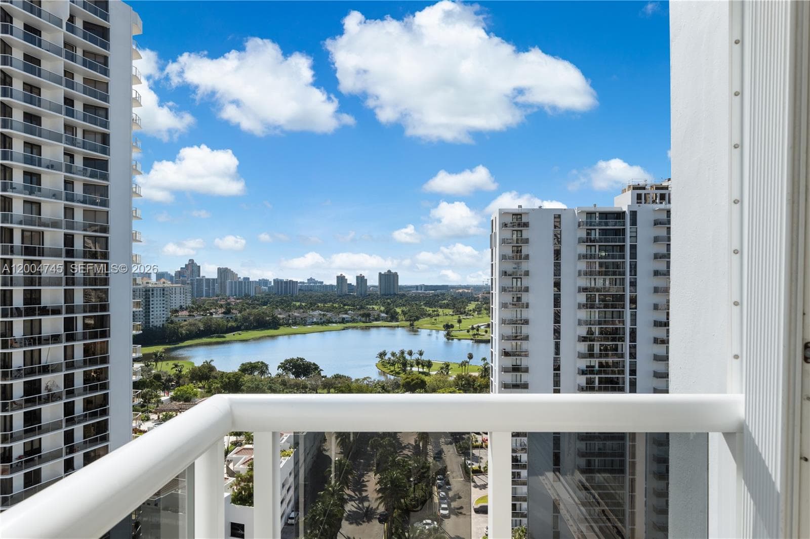 20505 E Country Club Dr # 1938, Aventura FL 33180