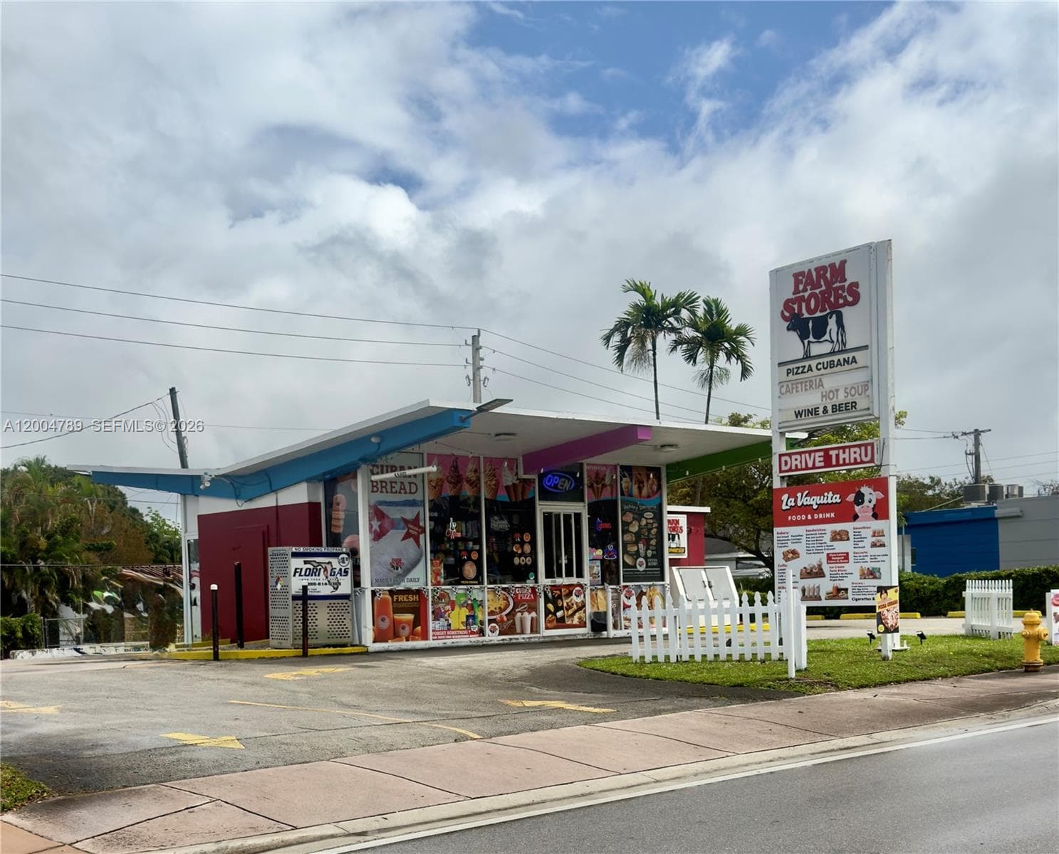 FARM STORE CORAL GABLES, Miami FL 33134 photo 2