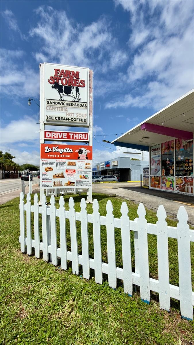 FARM STORE CORAL GABLES, Miami FL 33134 photo 5