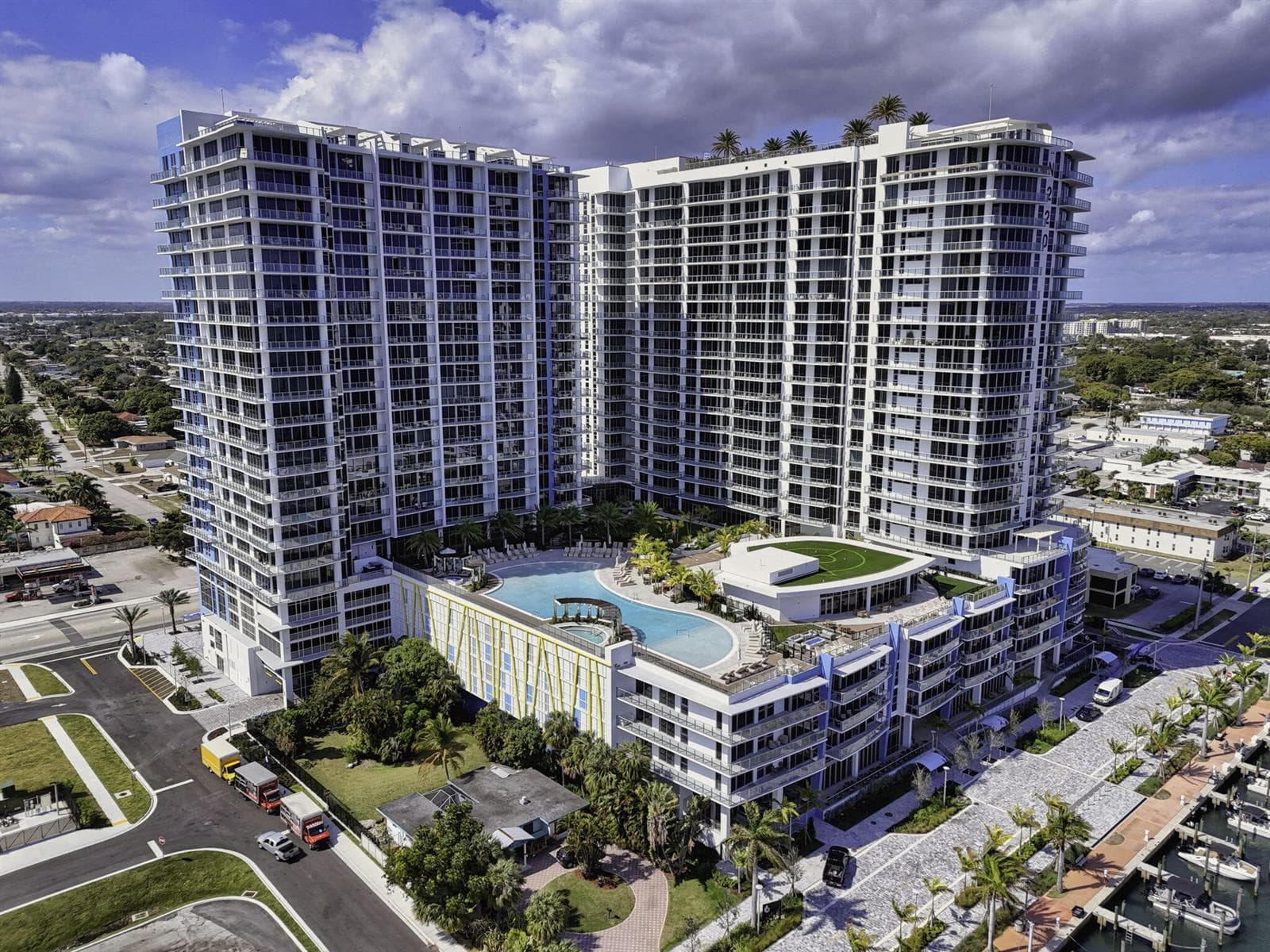 220 Lake Shore Drive # 605, Lake Park FL 33403 photo 3