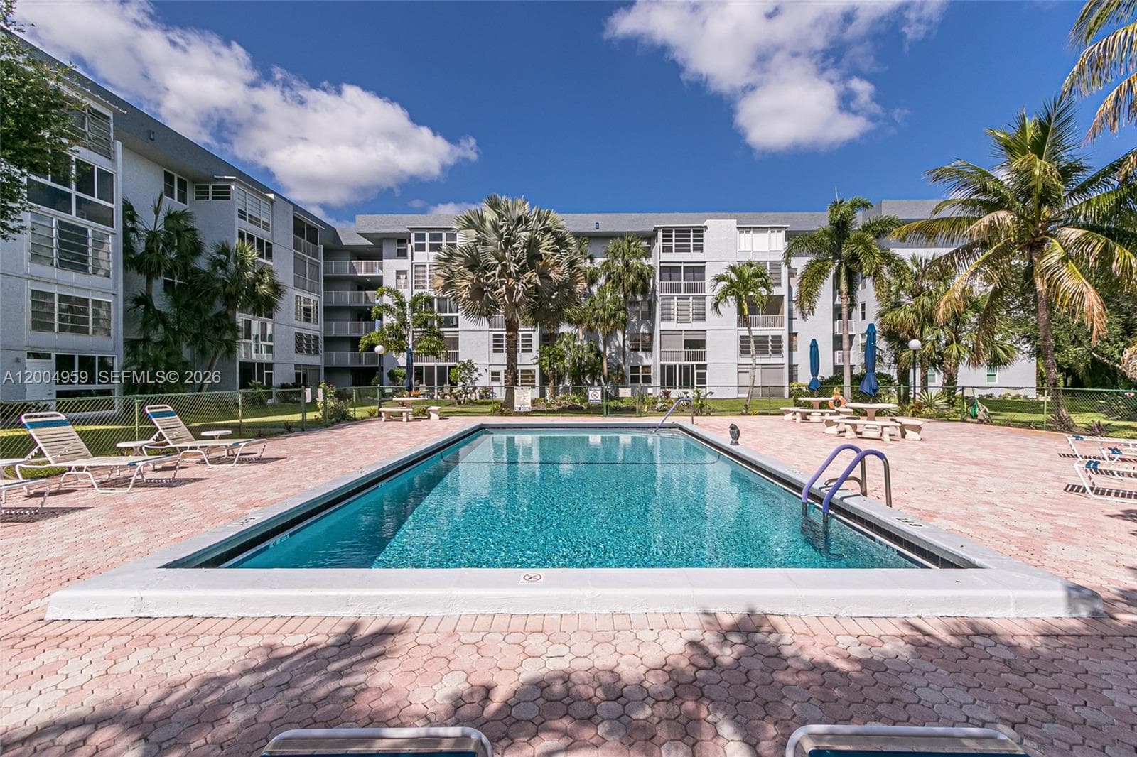1402 NW 80th Ave # 302, Margate FL 33063 photo 2