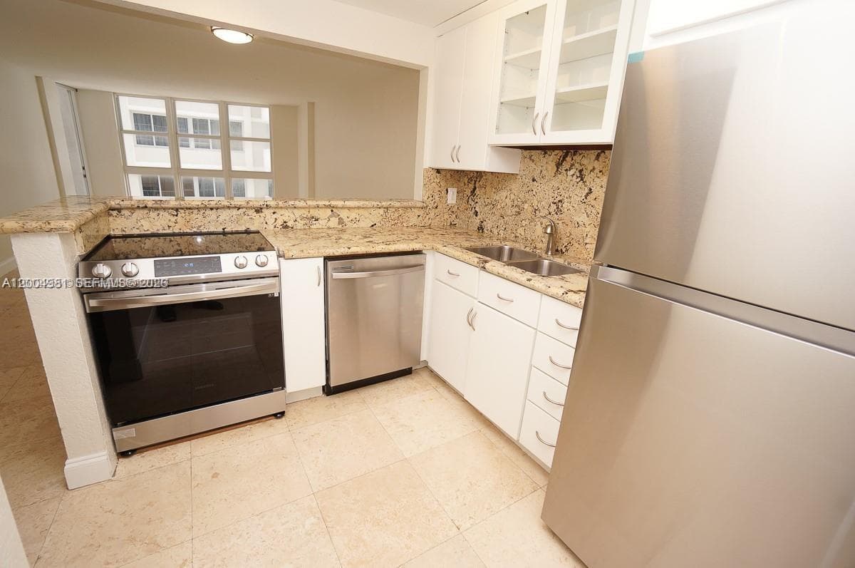 1228 West Ave # 513, Miami Beach FL 33139 photo 2