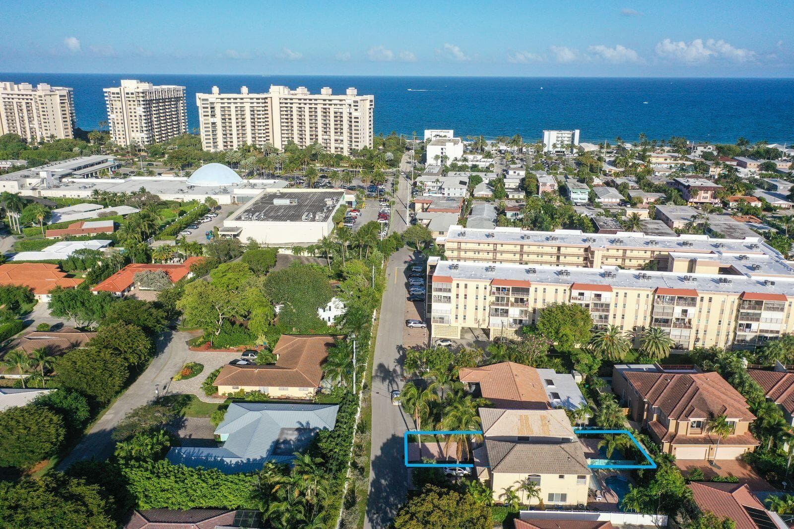 218 Pine Avenue, Lauderdale By The Sea FL 33308 photo 2