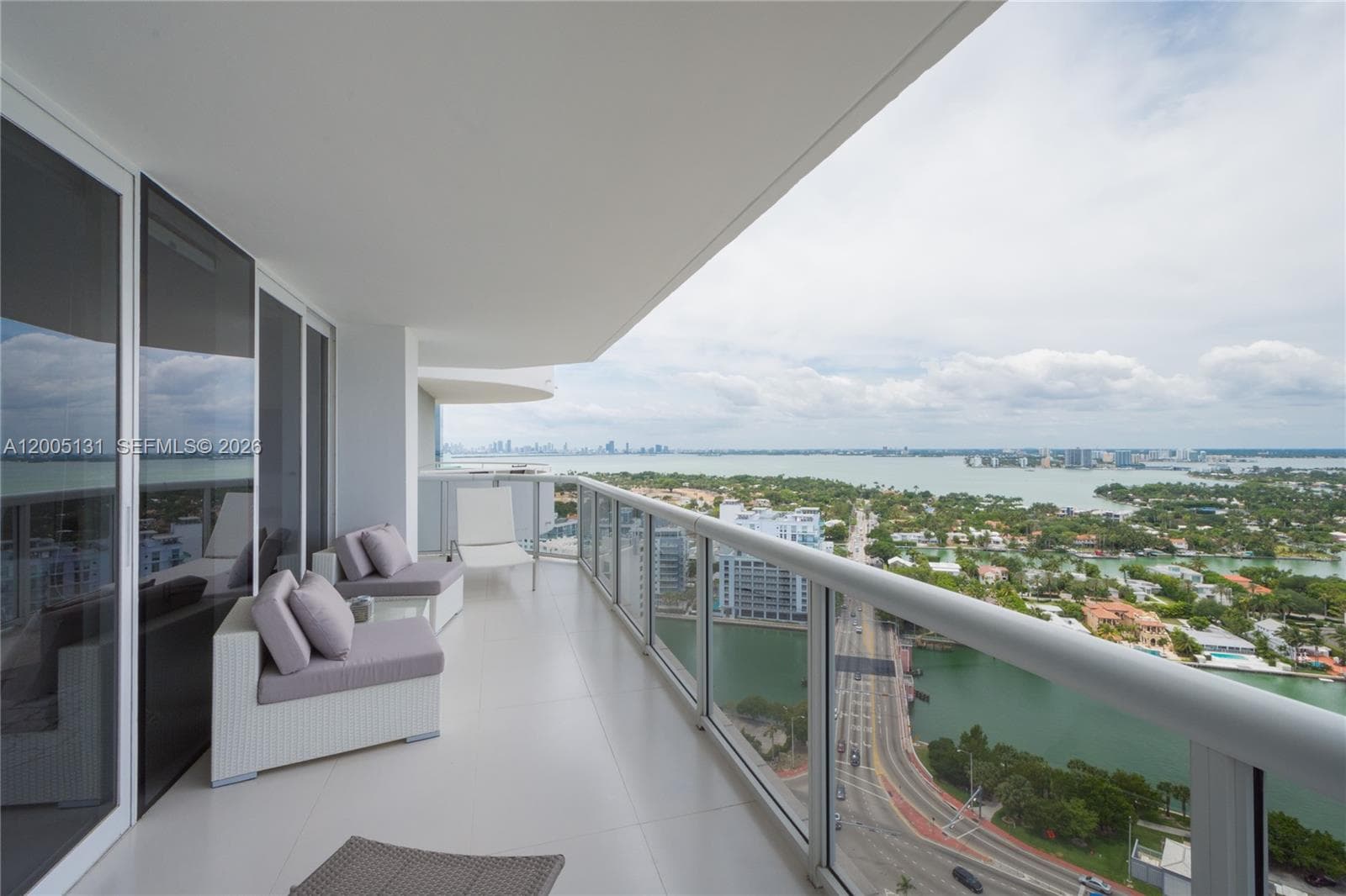 6301 Collins Ave # 3006, Miami Beach FL 33141 photo 2