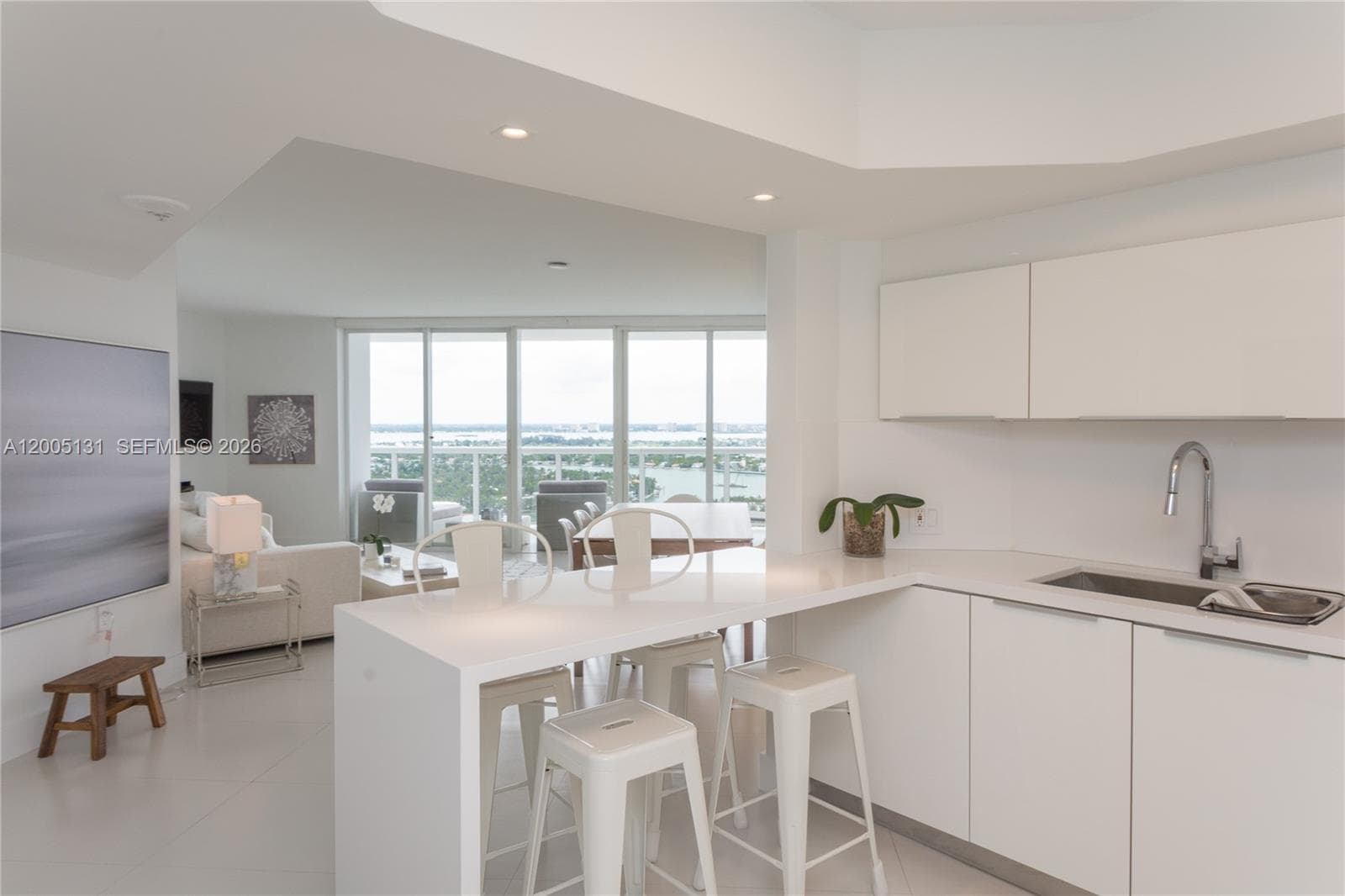 6301 Collins Ave # 3006, Miami Beach FL 33141 photo 4