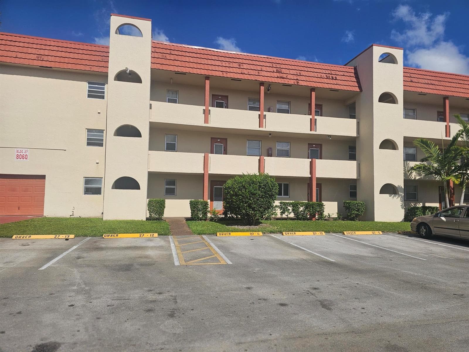 8060 Sunrise Lakes Drive E # 109, Sunrise FL 33322 photo 4