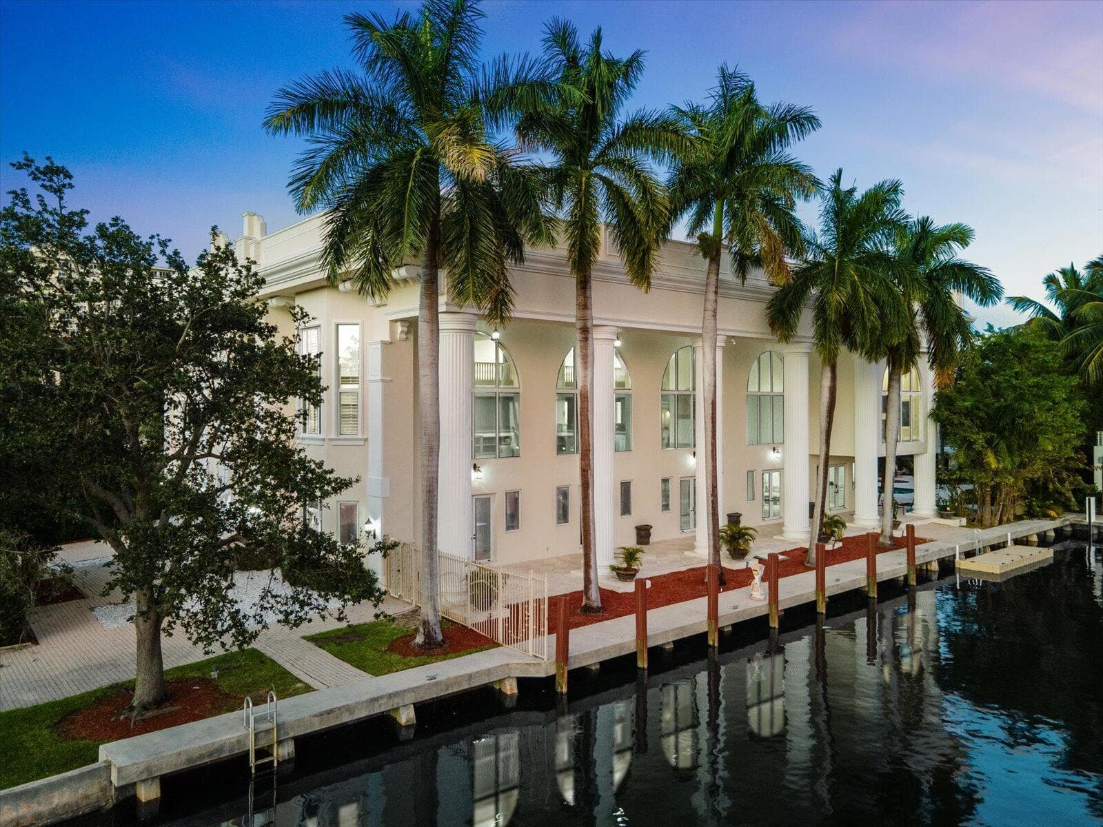 414 Riviera Isle Drive, Fort Lauderdale FL 33301 photo 2