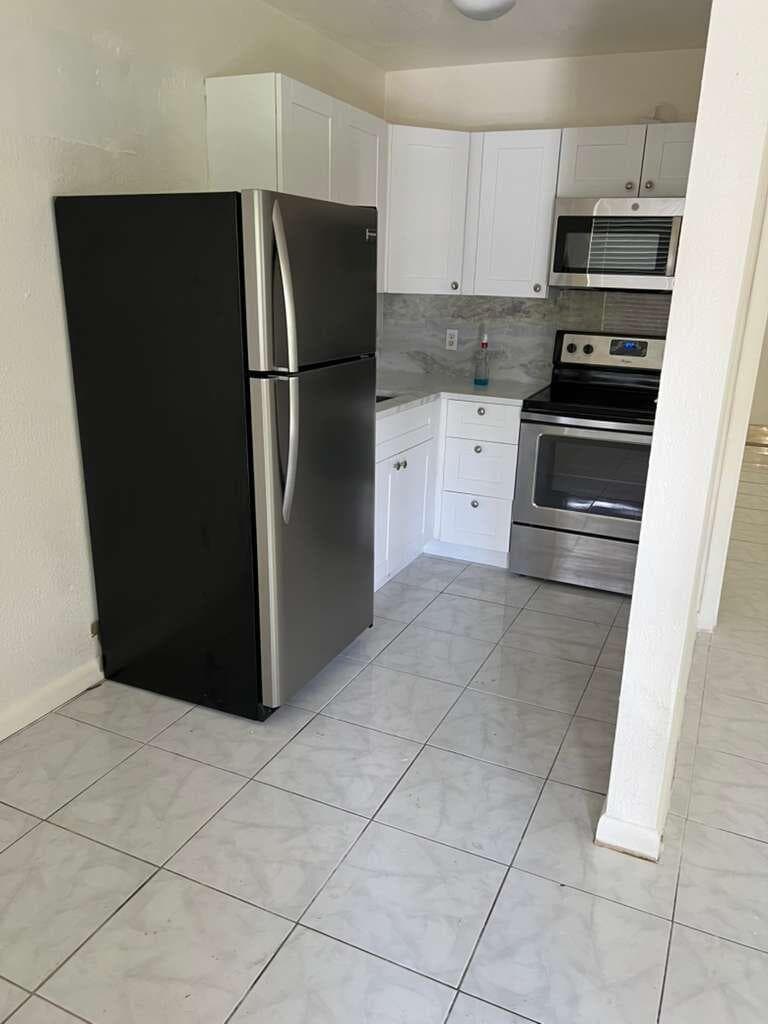 700 NW 3rd Avenue # 1-8, Fort Lauderdale, FL 33311