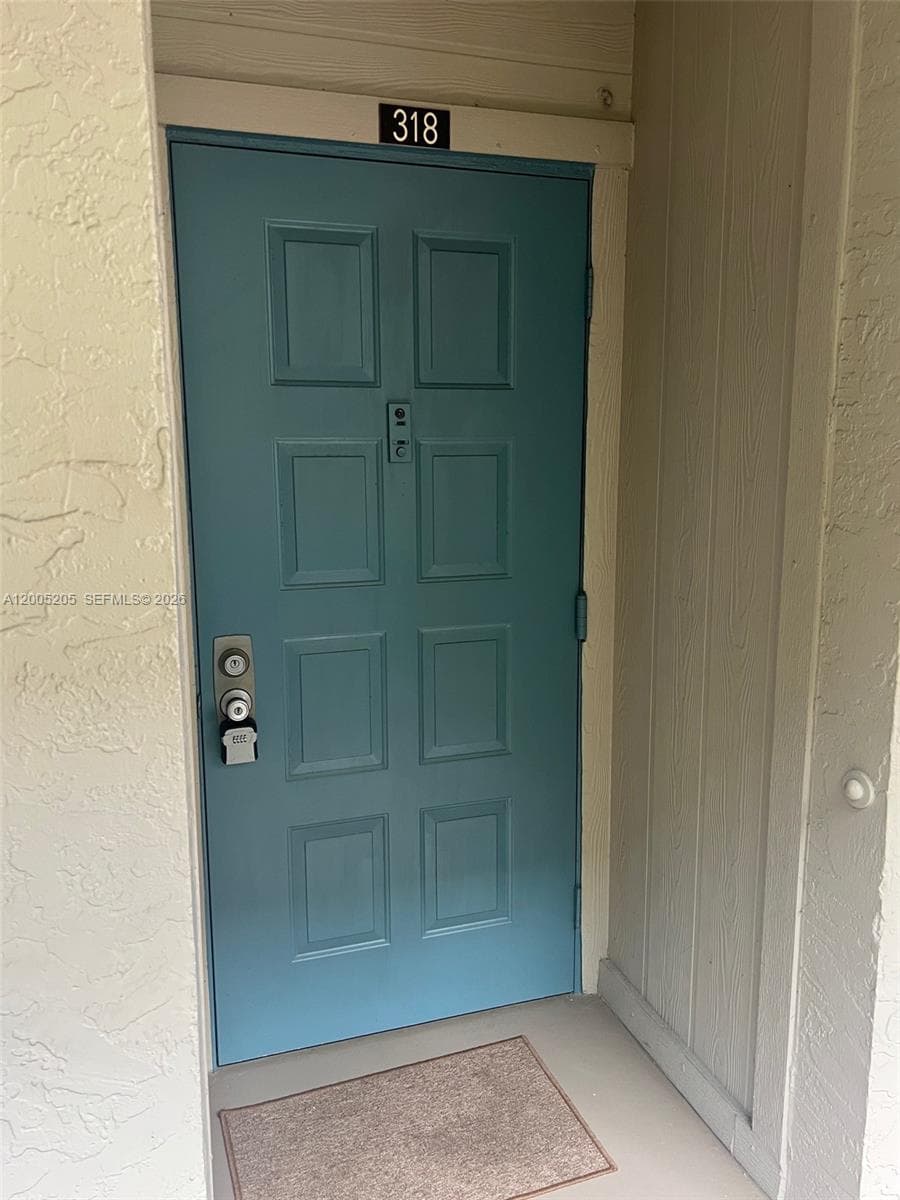 1101 Colony Point Cir # 318, Pembroke Pines FL 33026 photo 3